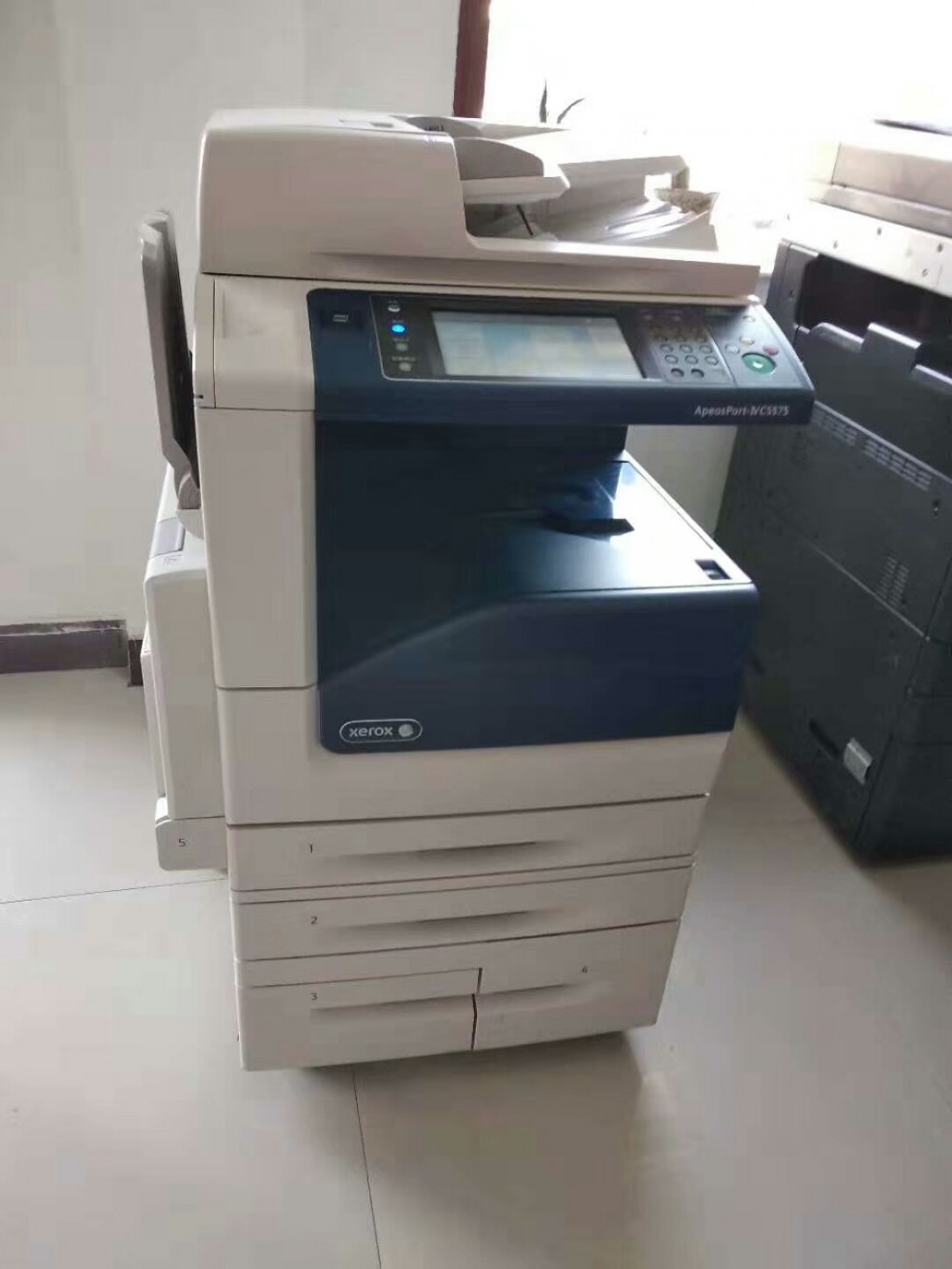 博易创科技_高速万能平板UV打印机ONEPASS流水线印刷机档案盒数码直喷印花机